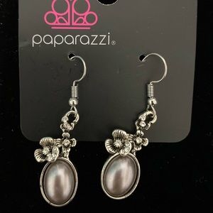 Last call beautiful earrings